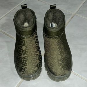 Classic Ultra Mini Monogram